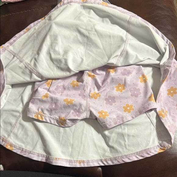 Charming Floral Kids Athletic Dress in Lavender - Picture 3 of 3